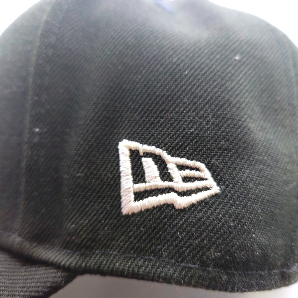 New Era 59FIFTY Chicago Cubs Black White Fitted Hat Size 7 3/8 MLB Baseball Cap - Picture 4 of 12